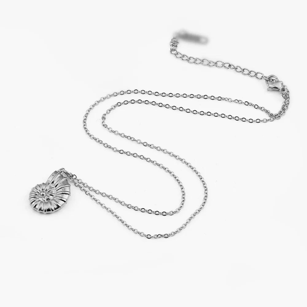 SHELLSCAPE NECKLACE
