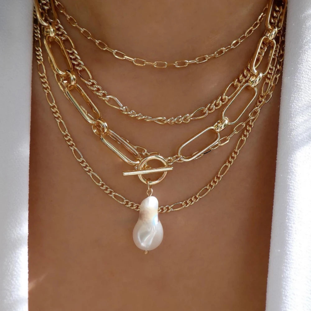 MULTIPLE LAYERED NECKLACE