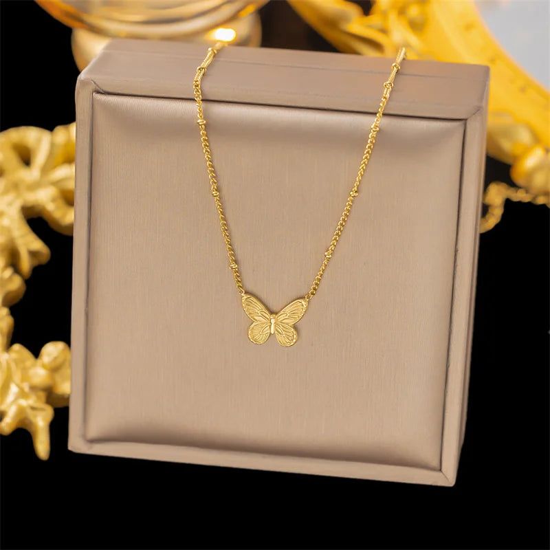 BUTTERFLY WINGS NECKLACE