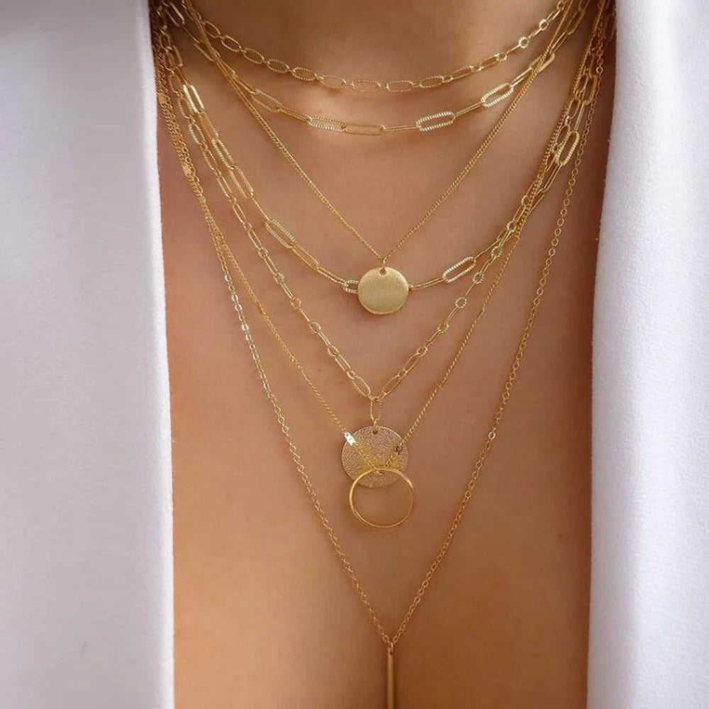 MULTIPLE LAYERED NECKLACE