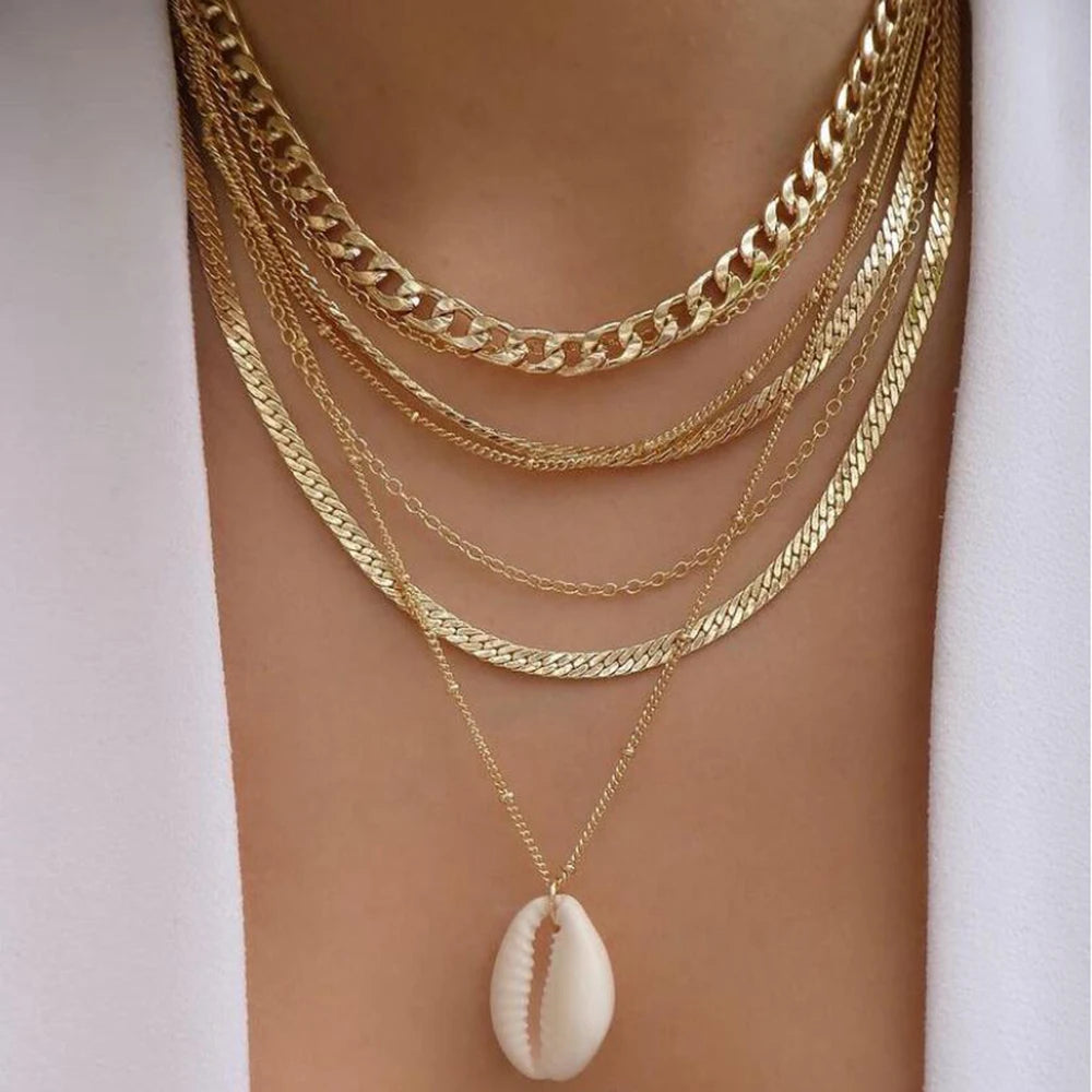 MULTIPLE LAYERED NECKLACE
