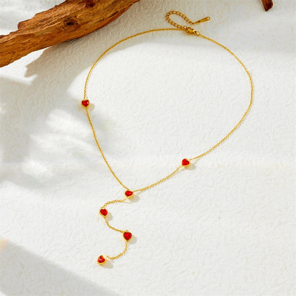 HEART SHAPED LONG FRINGE NECKLACE