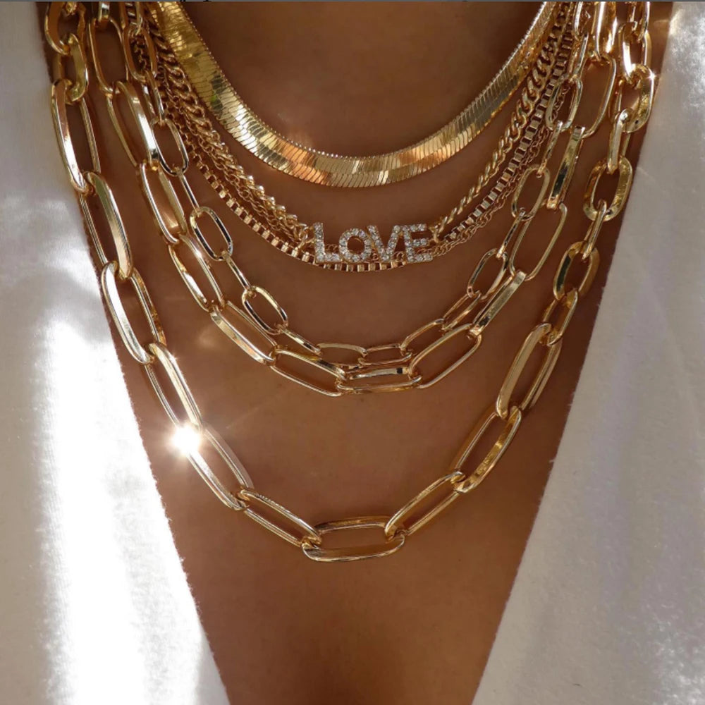 MULTIPLE LAYERED NECKLACE