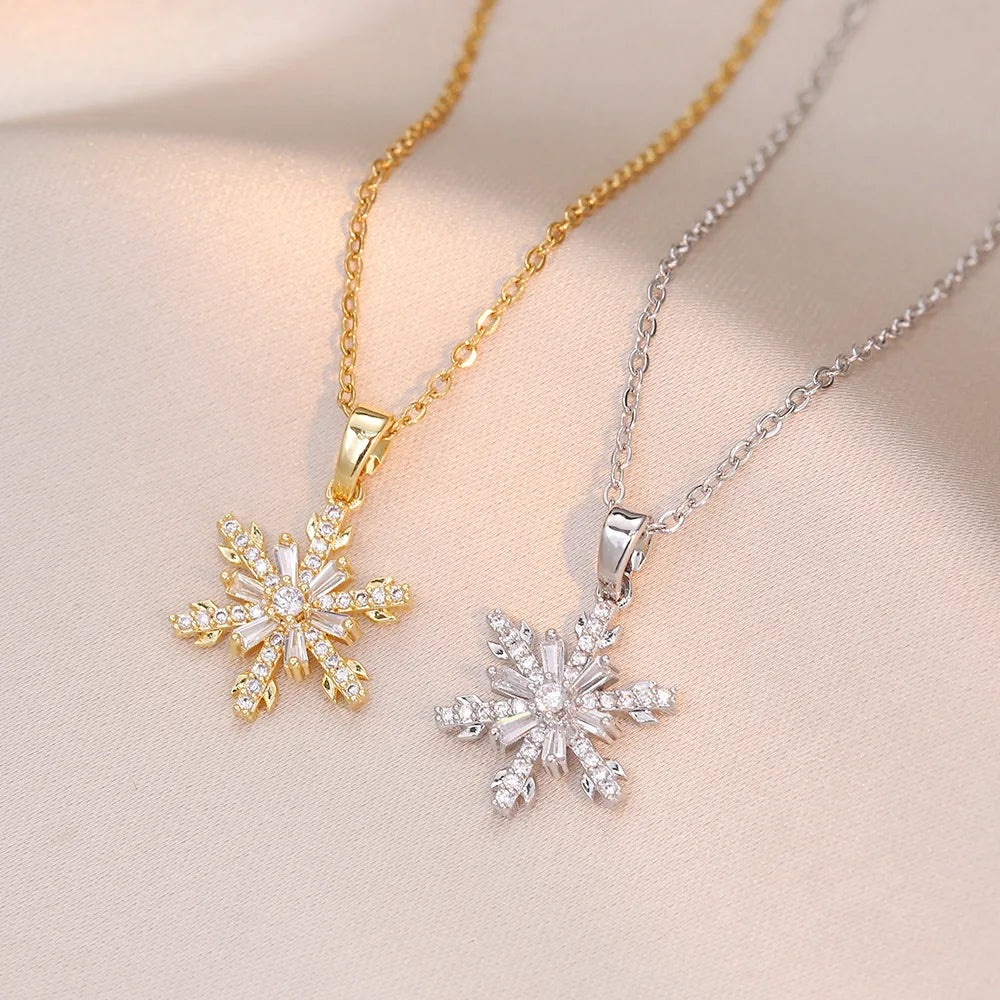 SNOWFLAKE NECKLACE