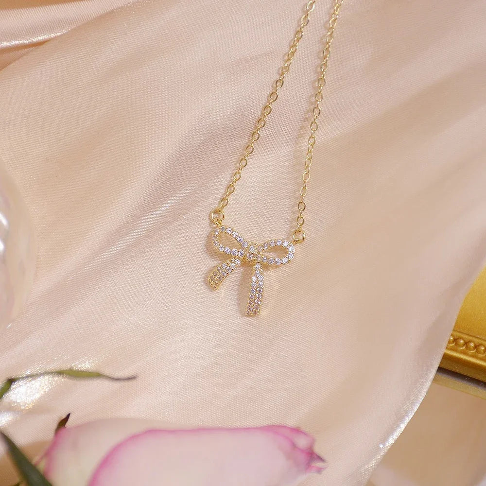 INLAID SWEET BOW NECKLACE