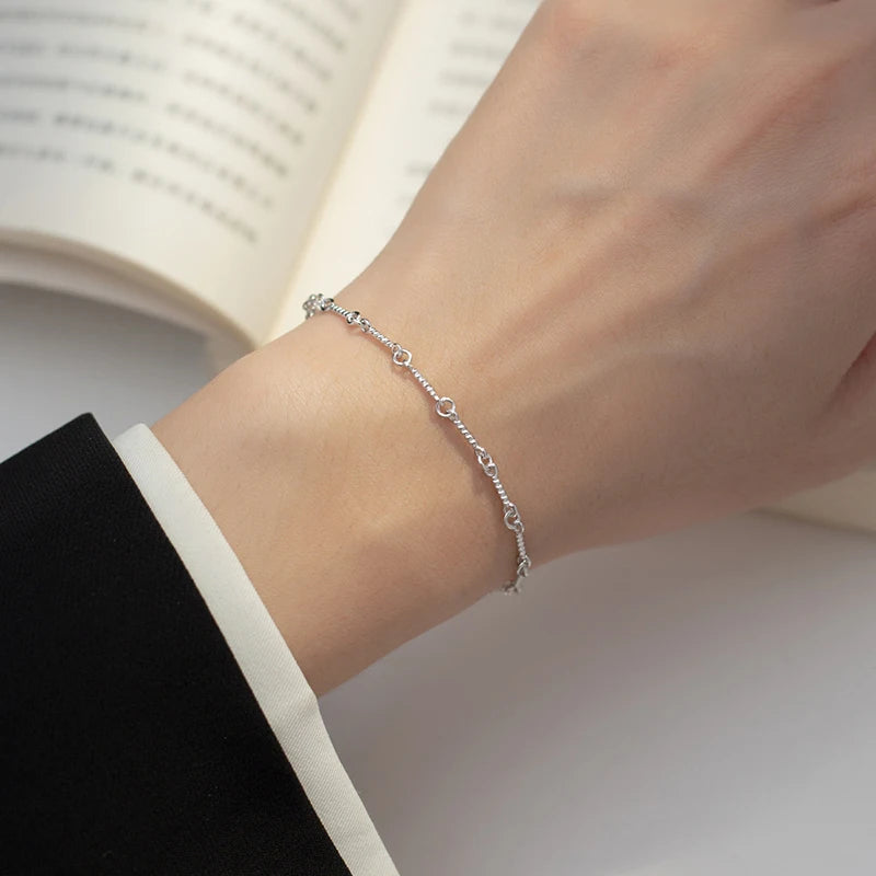 TWIST INTERLOCKING BRACELET