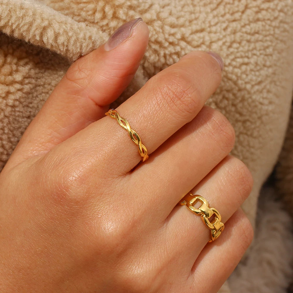 BRAID RING