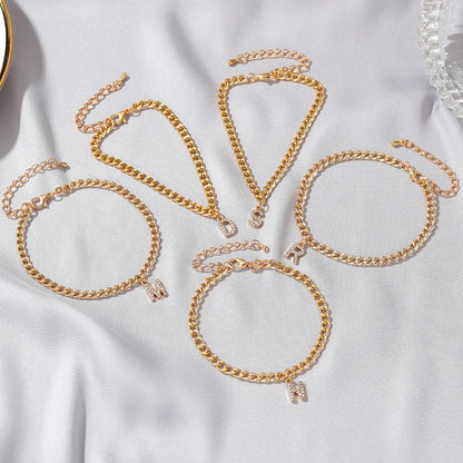 CHIC BRACELET COLLECTION