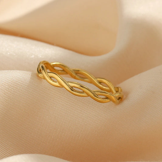 BRAID RING