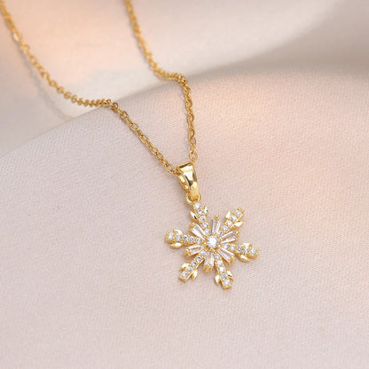 SNOWFLAKE NECKLACE