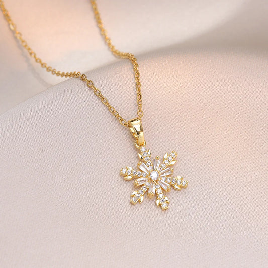 SNOWFLAKE NECKLACE