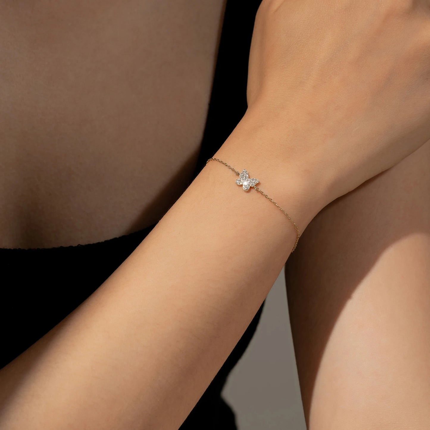 BUTERFLY AWAY BRACELET