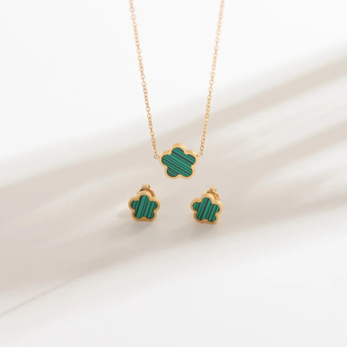 PLUM BLOSSOM NECKLACE