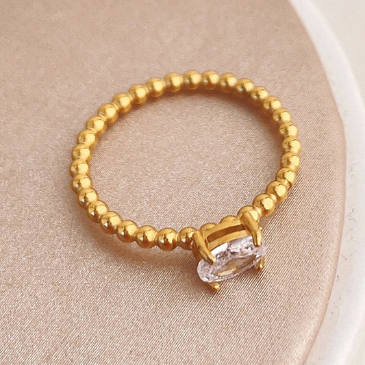 OVAL RING