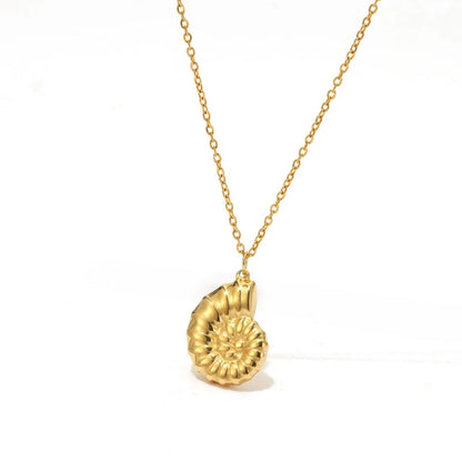 SHELLSCAPE NECKLACE