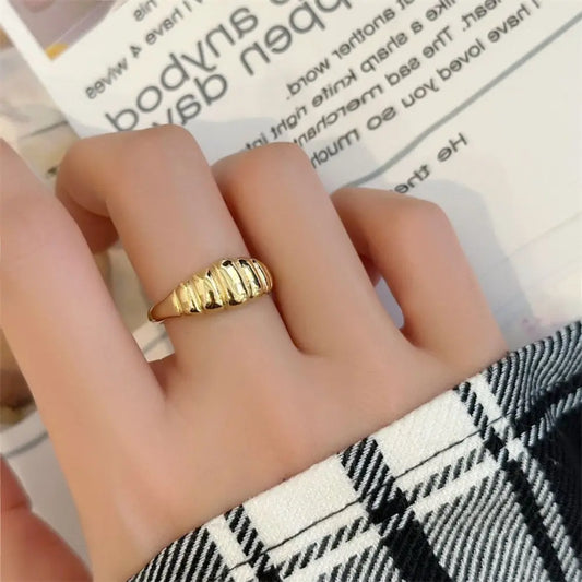VIVID RING