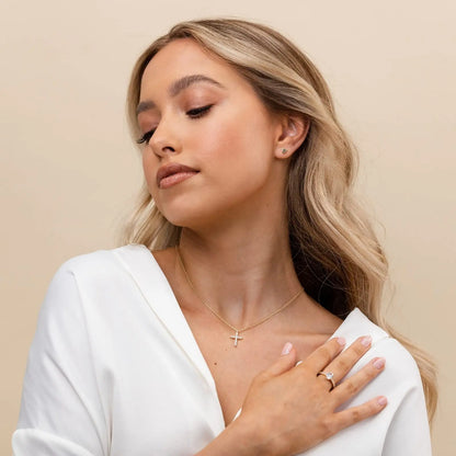 FAITH CROSS NECKLACE