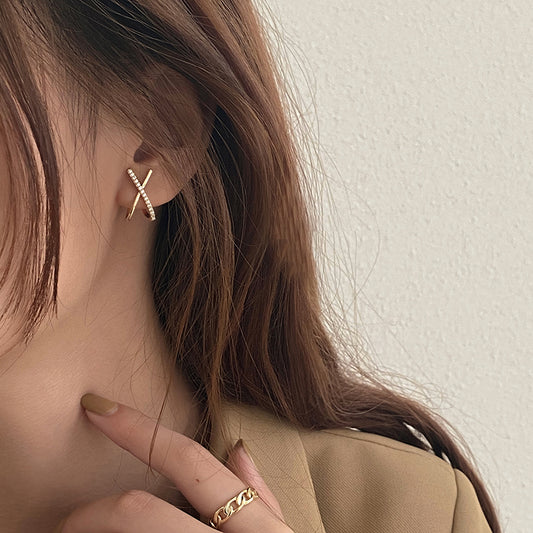 CROSSIFY EARRING