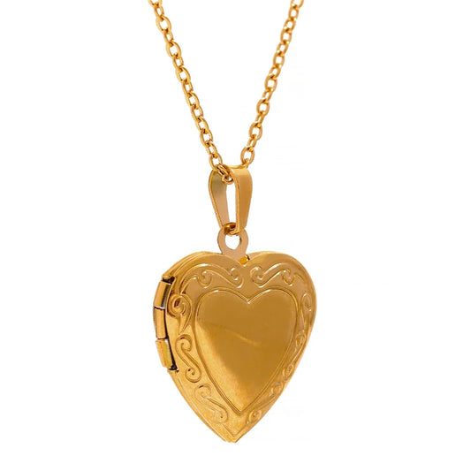 HEART WATERPROOF NECKLACE