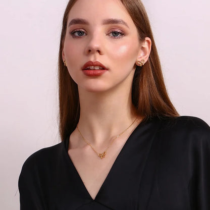 BOWTIE NECKLACE