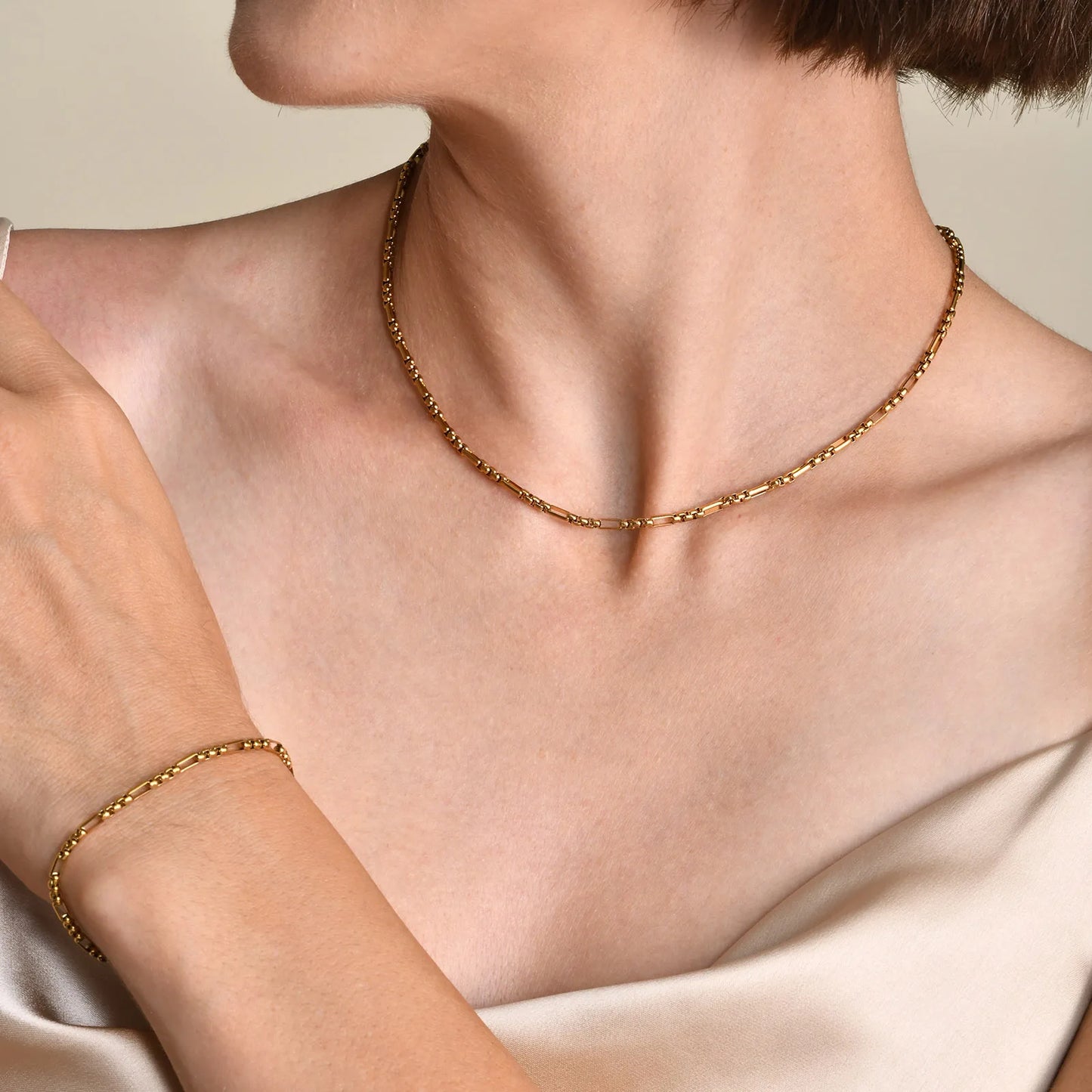 VENICE CHIC NECKLACE