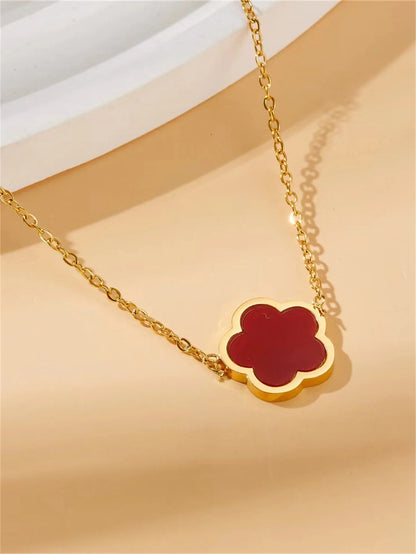 FLOWER OF PEARL NECKLACE