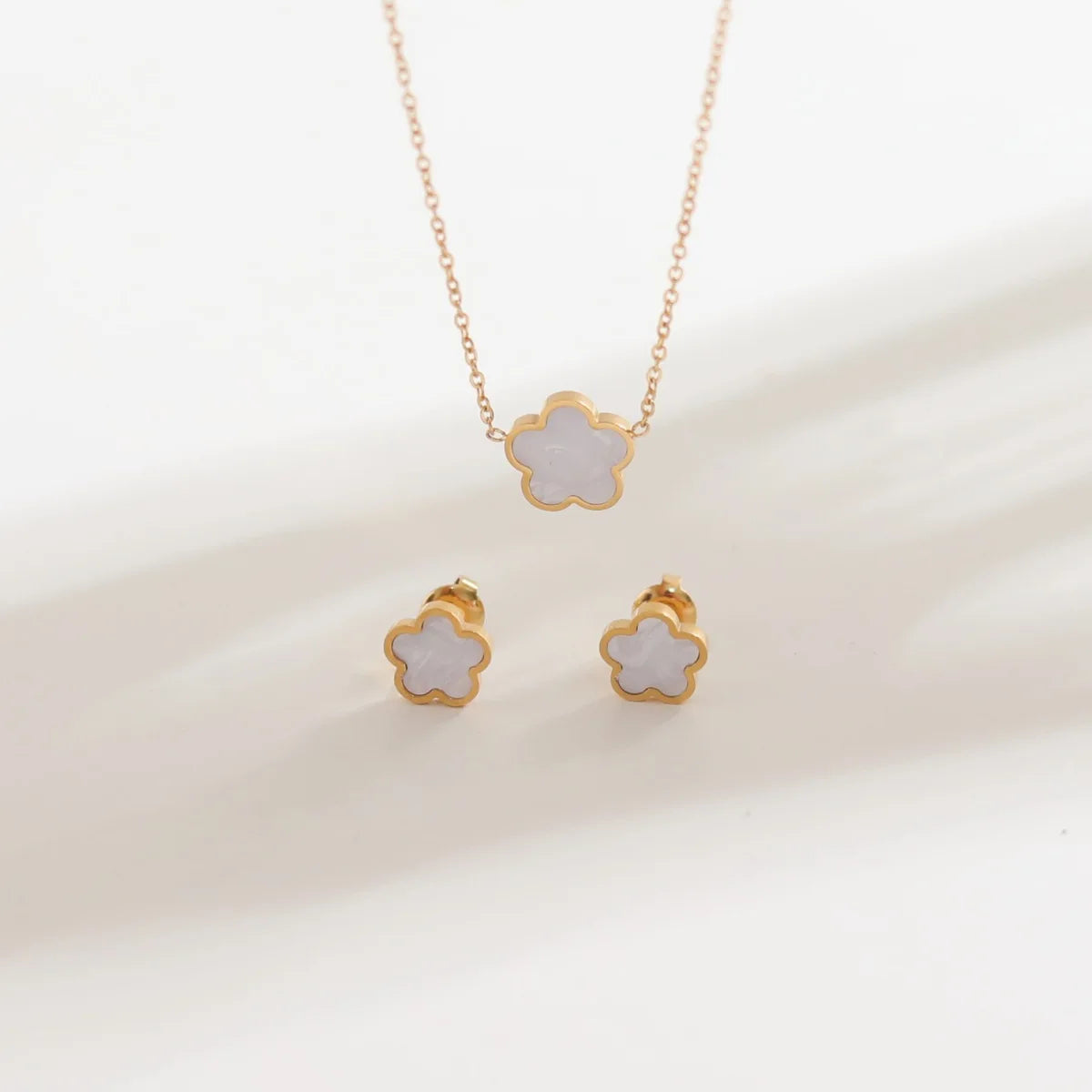 PLUM BLOSSOM NECKLACE