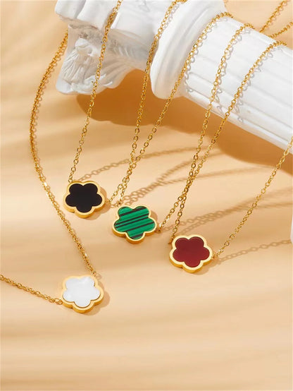 FLOWER OF PEARL NECKLACE