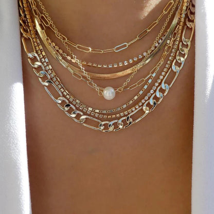 MULTIPLE LAYERED NECKLACE